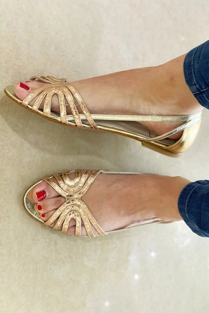 Julia | Goldene Lichtglanz-Sandalen