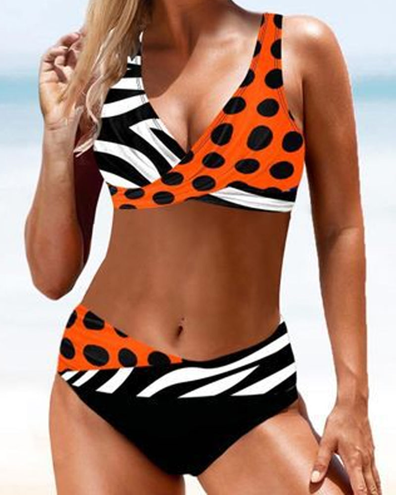 Wiebke | Fröhlicher Bunter Bikini