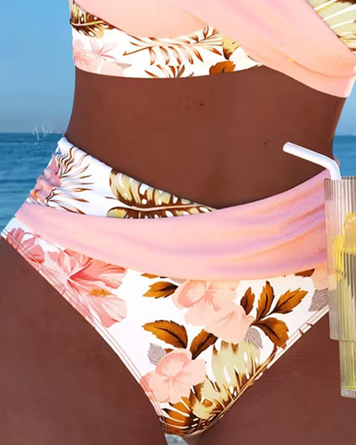 Karin | Bikini mit kontrastierendem Blumenmuster und Schlitz