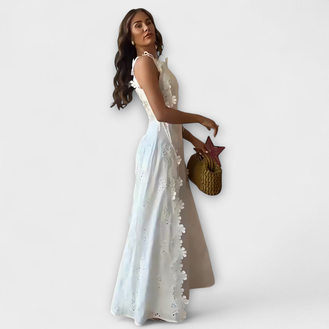 Tamara | Maxikleid mit Spitzenblumenmuster und Bindegurten