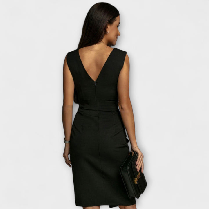 Sabine | Stylisches Kleid mit V-Ausschnitt und Schlitz