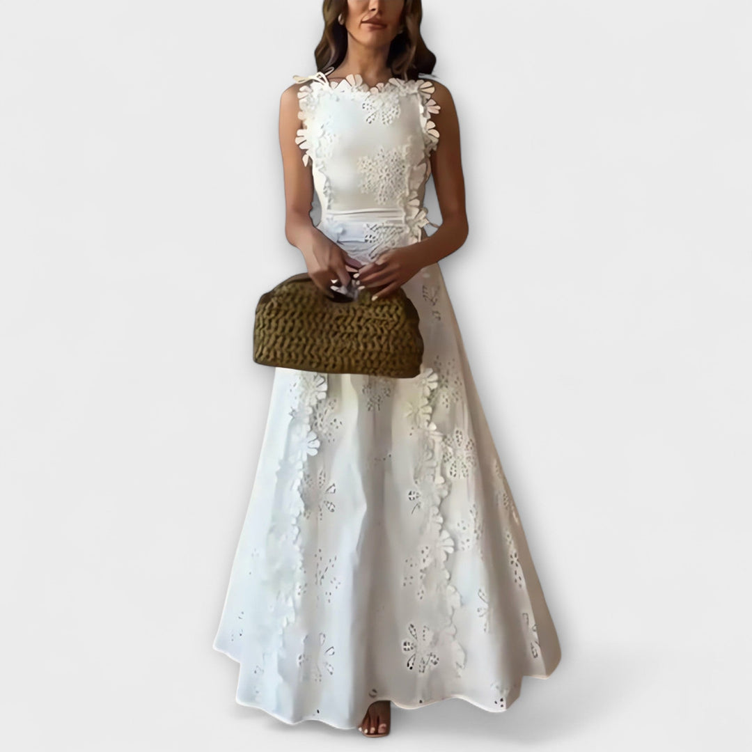 Tamara | Maxikleid mit Spitzenblumenmuster und Bindegurten