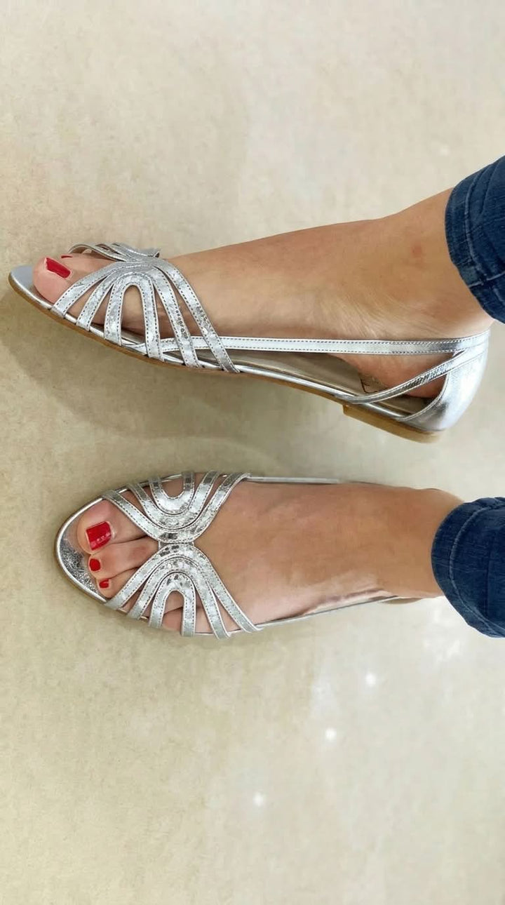 Julia | Goldene Lichtglanz-Sandalen