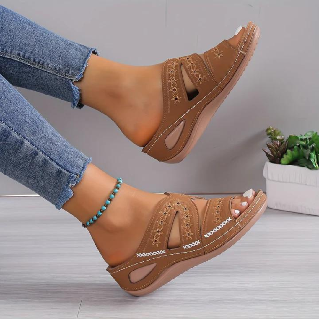 Leyla | Orthopädische Sandalen