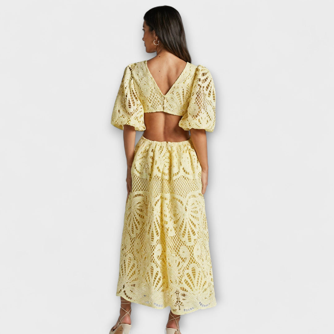 Hedwig | Elegantes Kleid mit zarten Details