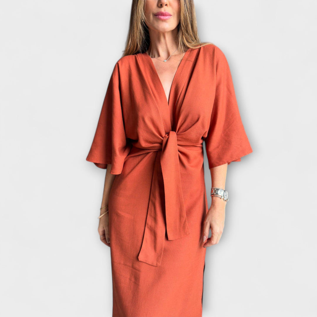 Ilse | Lässiges Kleid mit V-Ausschnitt und Krawatte