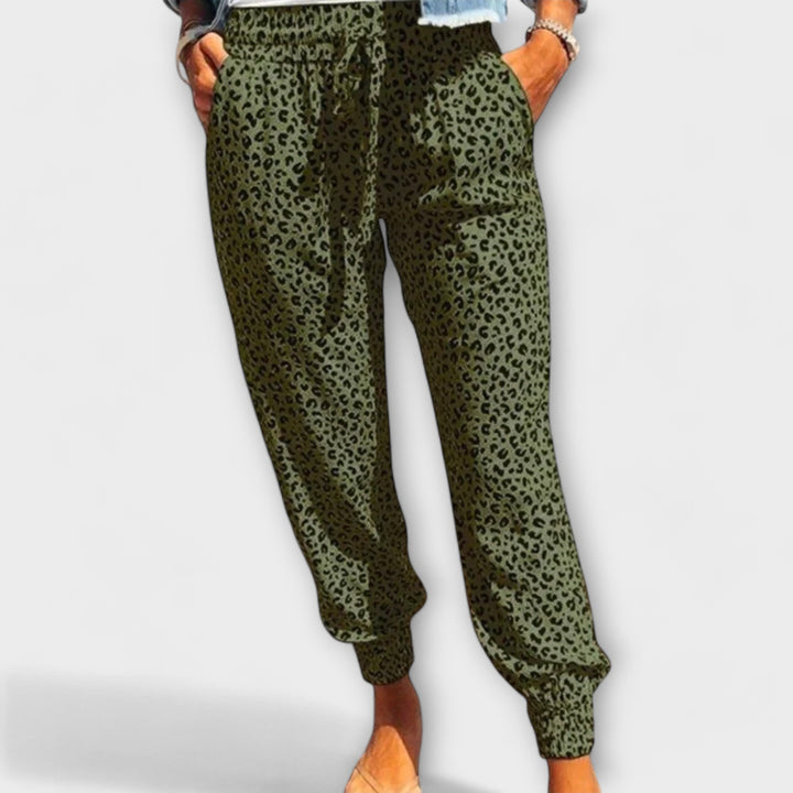 Caroline | Leo Hose mit weitem Bein