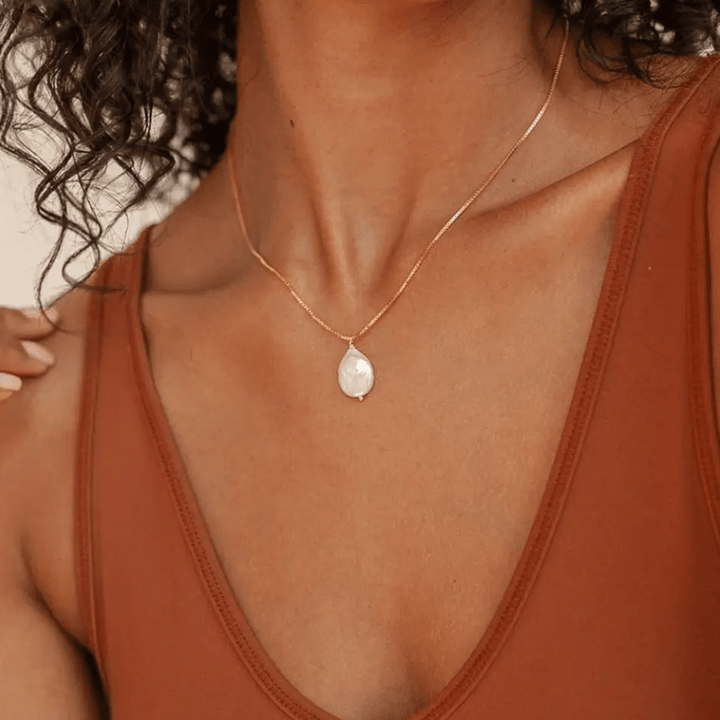 Jessica | Perlenring mit Kronendesign