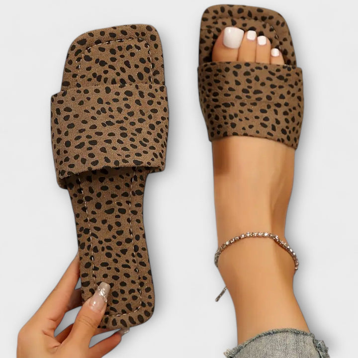 Lina | Flache Slipper mit Leopardenmuster