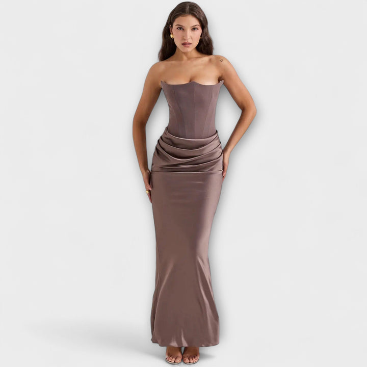Lina | Schulterfreies Satin-Maxikleid mit Drapierung